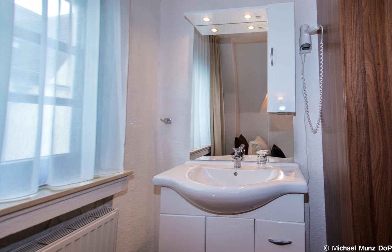 Und Restaurant Loewenbraeu 3* Keulen